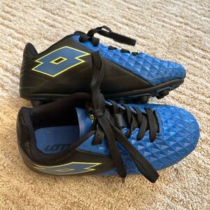 Soccer Cleats- Size 11C - Lotto Soccer Cleats-Blue- Wore only a few times.